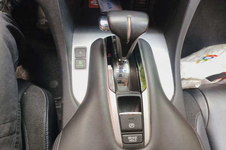 Used Honda Avancier 2017 240TURBO Two-Wheel Drive Premium Edition Gear Lever