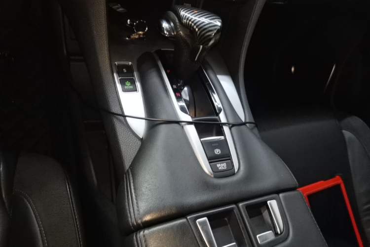 Used Honda Avancier 2017 240TURBO Two-Wheel Drive Luxury Edition Gear Lever
