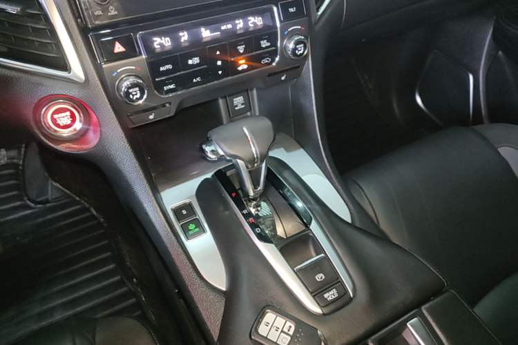 Used Honda Avancier 2017 240TURBO Two-Wheel Drive Premium Edition Gear Lever