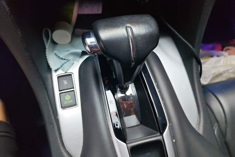 Used Honda Avancier 2017 240TURBO Two-Wheel Drive Luxury Edition Gear Lever