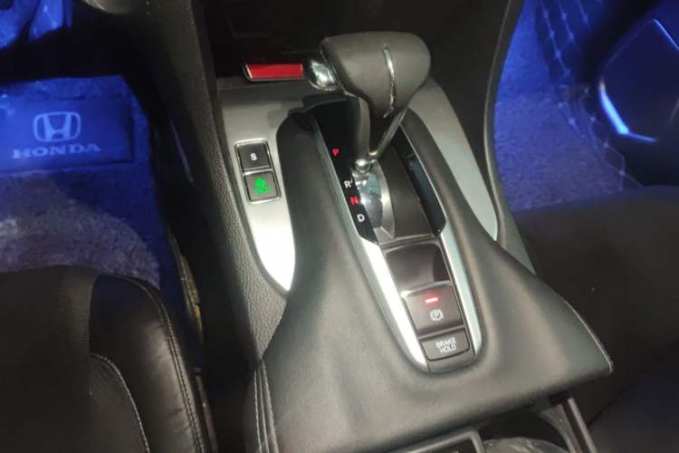 Used Honda Avancier 2017 240TURBO Two-Wheel Drive Elite Edition Gear Lever