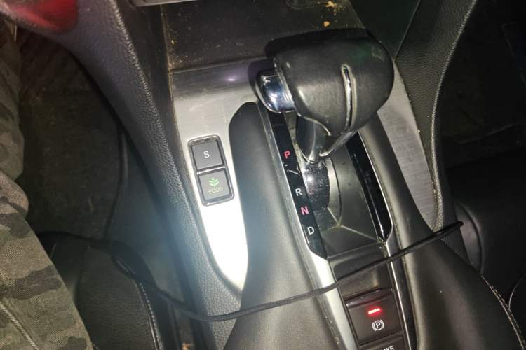 Used Honda Avancier 2017 240TURBO Two-Wheel Drive Luxury Edition Gear Lever