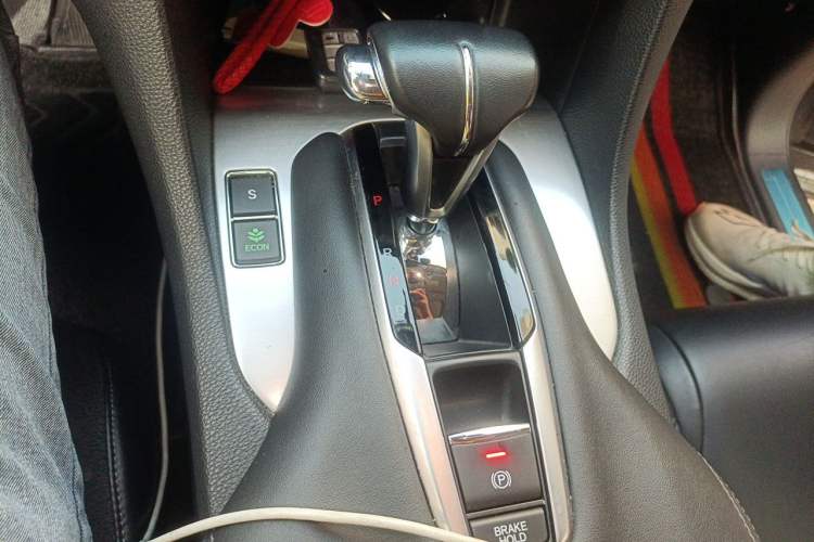 Used Honda Avancier 2017 240TURBO Two-Wheel Drive Premium Edition Gear Lever