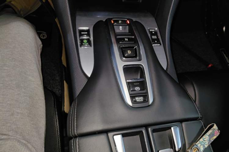 Used Honda Avancier 2017 370TURBO 2WD Luxury Edition Gear Lever