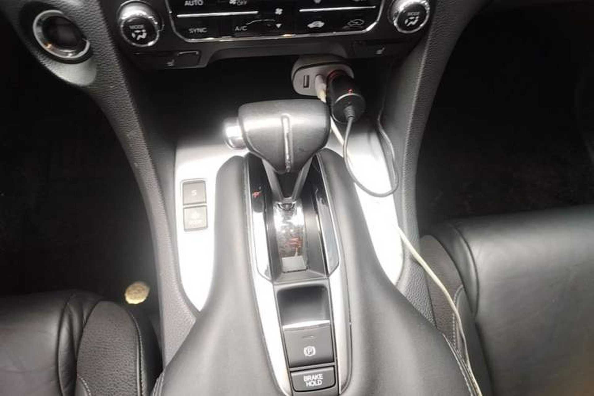 Used Honda Avancier 2017 240TURBO Two-Wheel Drive Luxury Edition Gear Lever