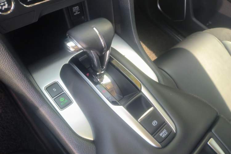 Used Honda Avancier 2017 240TURBO Two-Wheel Drive Luxury Edition Gear Lever