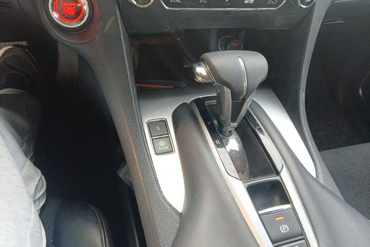 Used Honda Avancier 2017 240TURBO Two-Wheel Drive Elite Edition Gear Lever