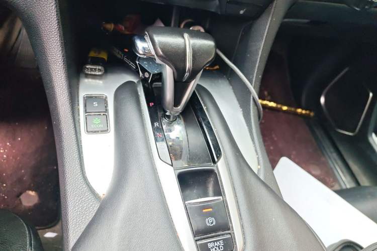 Used Honda Avancier 2017 240TURBO Two-Wheel Drive Premium Edition Gear Lever
