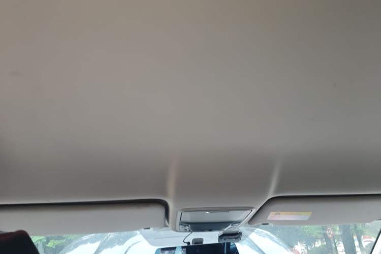 Used Honda Avancier 2017 240TURBO Two-Wheel Drive Elite Edition Headliner