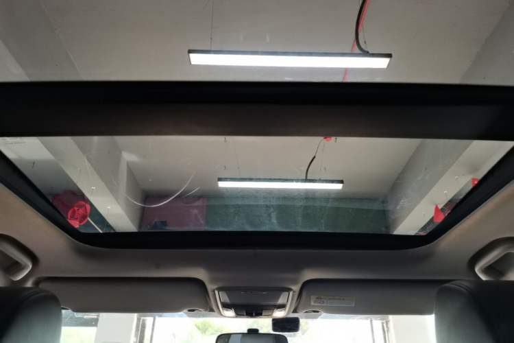 Used Honda Avancier 2017 240TURBO Two-Wheel Drive Comfort Version Headliner