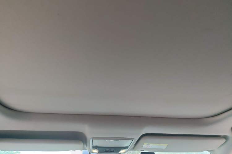 Used Honda Avancier 2017 240TURBO Two-Wheel Drive Premium Edition Headliner