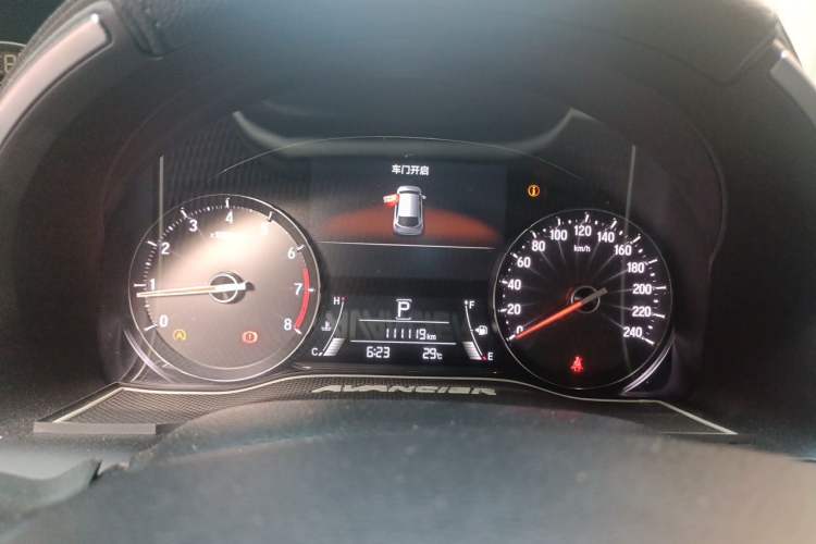 Used Honda Avancier 2017 240TURBO Two-Wheel Drive Comfort Version Instrument Cluster