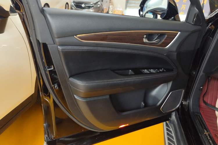 Used Honda Avancier 2017 370TURBO Four-Wheel Drive Prestige Edition Left Front Door Interior