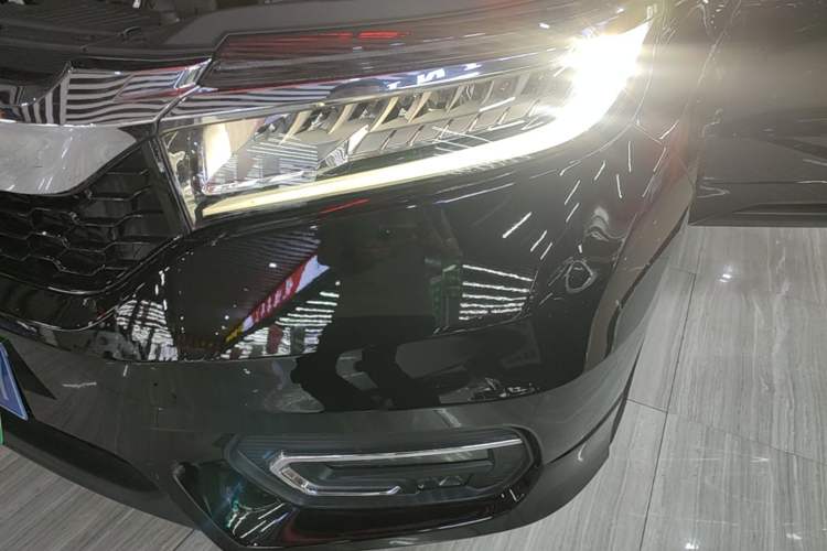 Used Honda Avancier 2017 240TURBO Two-Wheel Drive Premium Edition Left Front Headlight