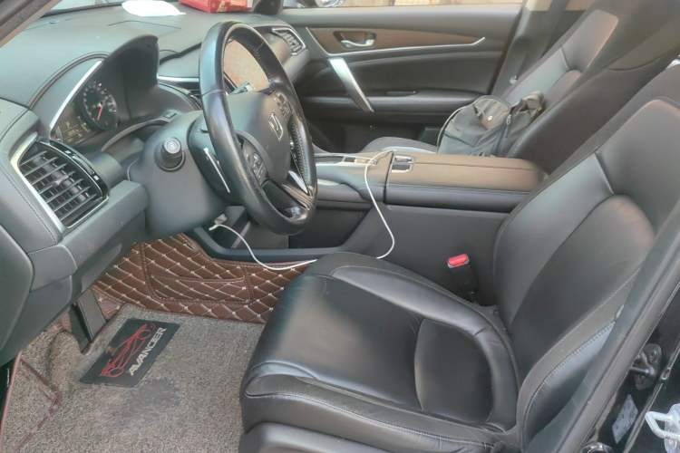 Used Honda Avancier 2017 240TURBO Two-Wheel Drive Luxury Edition Left Front Seat