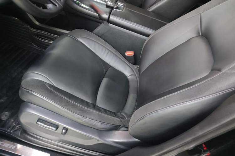 Used Honda Avancier 2017 240TURBO Two-Wheel Drive Premium Edition Left Front Seat