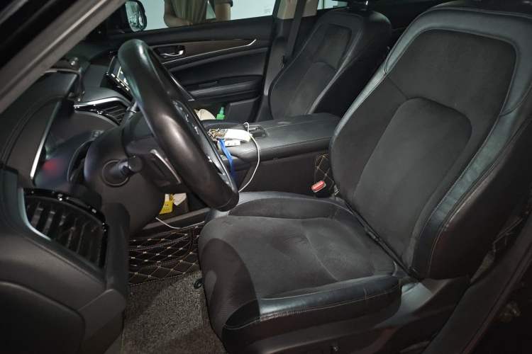 Used Honda Avancier 2017 240TURBO Two-Wheel Drive Elite Edition Left Front Seat