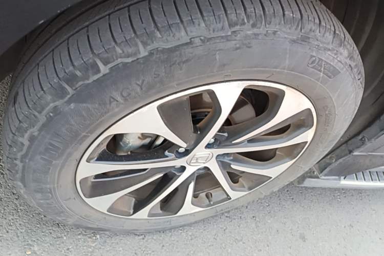 Used Honda Avancier 2017 240TURBO Two-Wheel Drive Premium Edition Left Front Wheel Hub