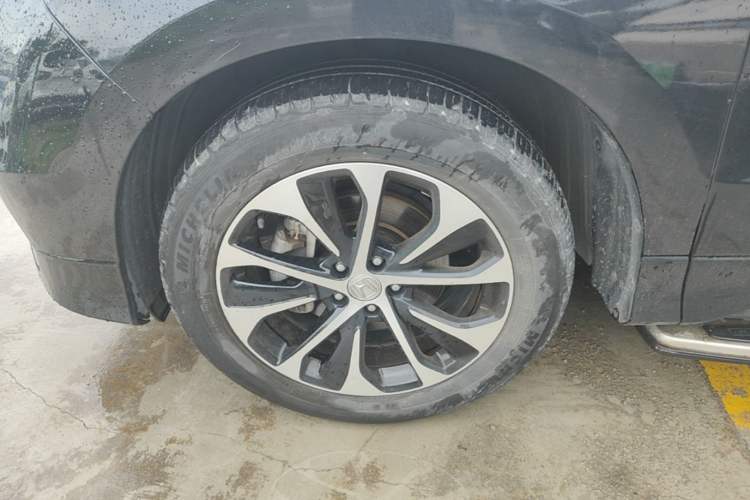 Used Honda Avancier 2017 240TURBO Two-Wheel Drive Comfort Version Left Front Wheel Hub