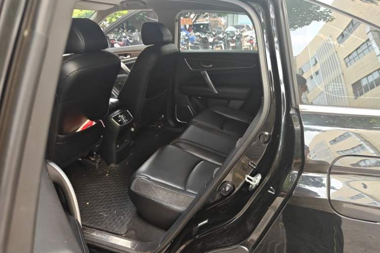 Used Honda Avancier 2017 240TURBO Two-Wheel Drive Premium Edition Left Rear Seat