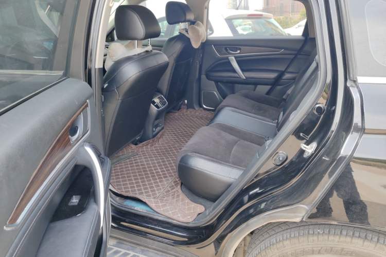 Used Honda Avancier 2017 240TURBO Two-Wheel Drive Elite Edition Left Rear Seat