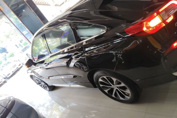 Used Honda Avancier 2017 240TURBO Two-Wheel Drive Elite Edition Left Side