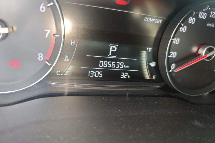 Used Honda Avancier 2017 370TURBO Four-Wheel Drive Prestige Edition Odometer Close Up