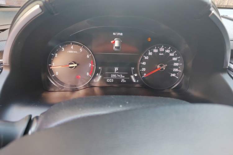 Used Honda Avancier 2017 240TURBO Two-Wheel Drive Elite Edition Odometer Close Up