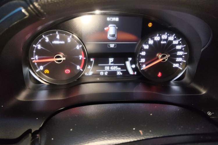 Used Honda Avancier 2017 240TURBO Two-Wheel Drive Comfort Version Odometer Close Up