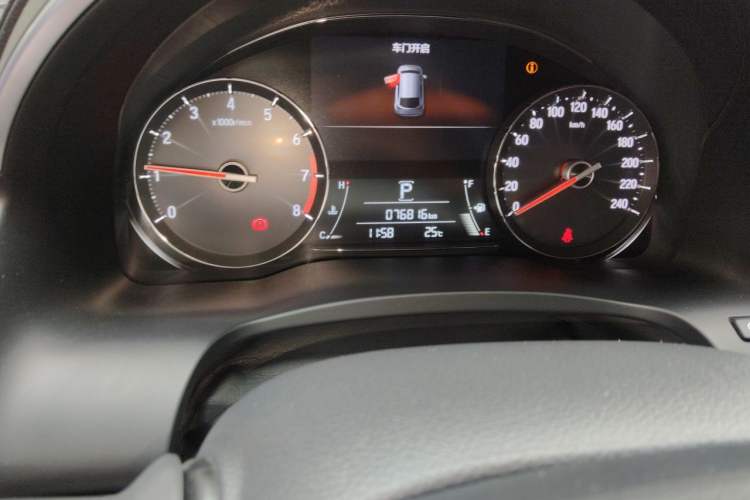 Used Honda Avancier 2017 240TURBO Two-Wheel Drive Premium Edition Odometer Close Up