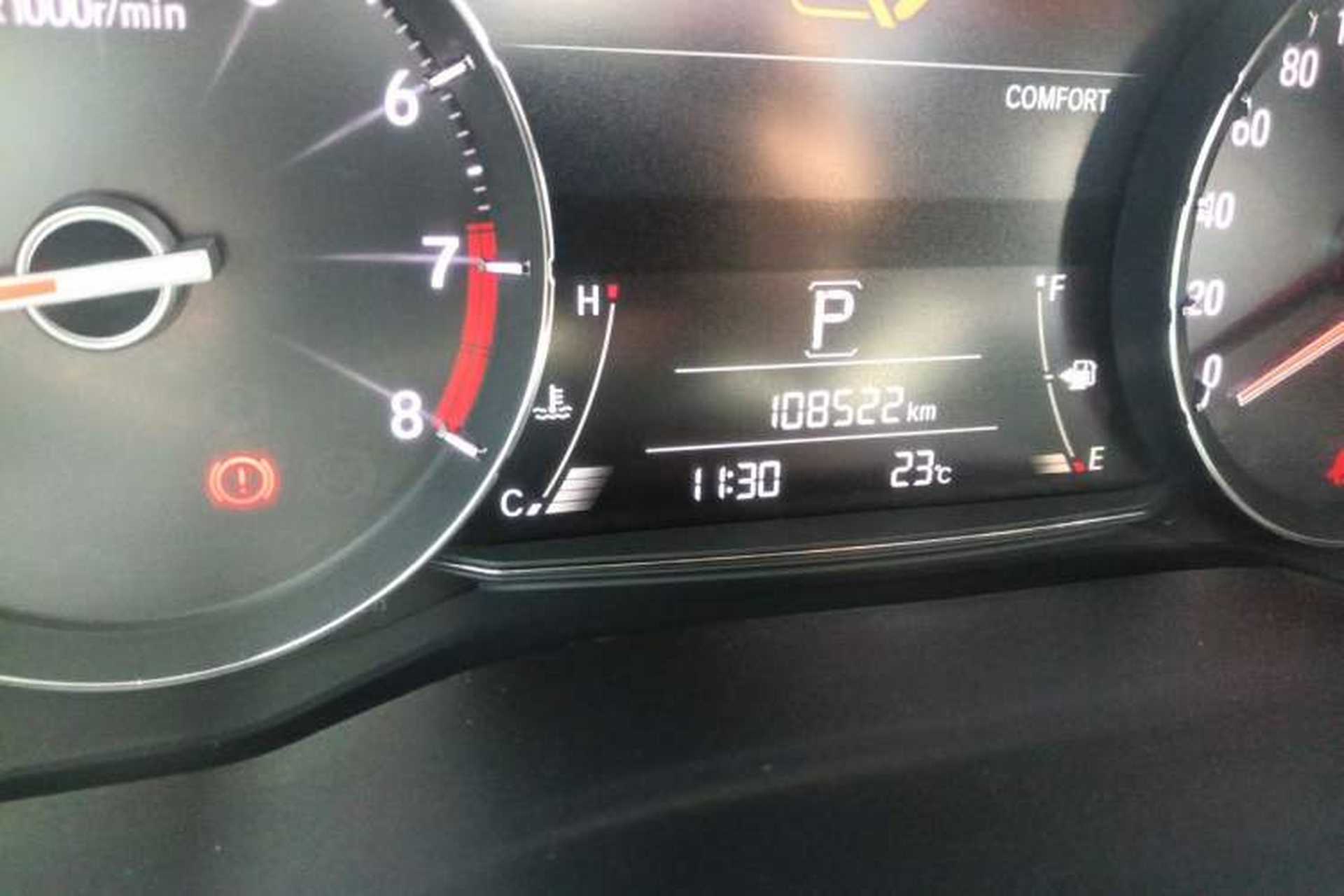 Used Honda Avancier 2017 370TURBO Four-Wheel Drive Prestige Edition Odometer Close Up