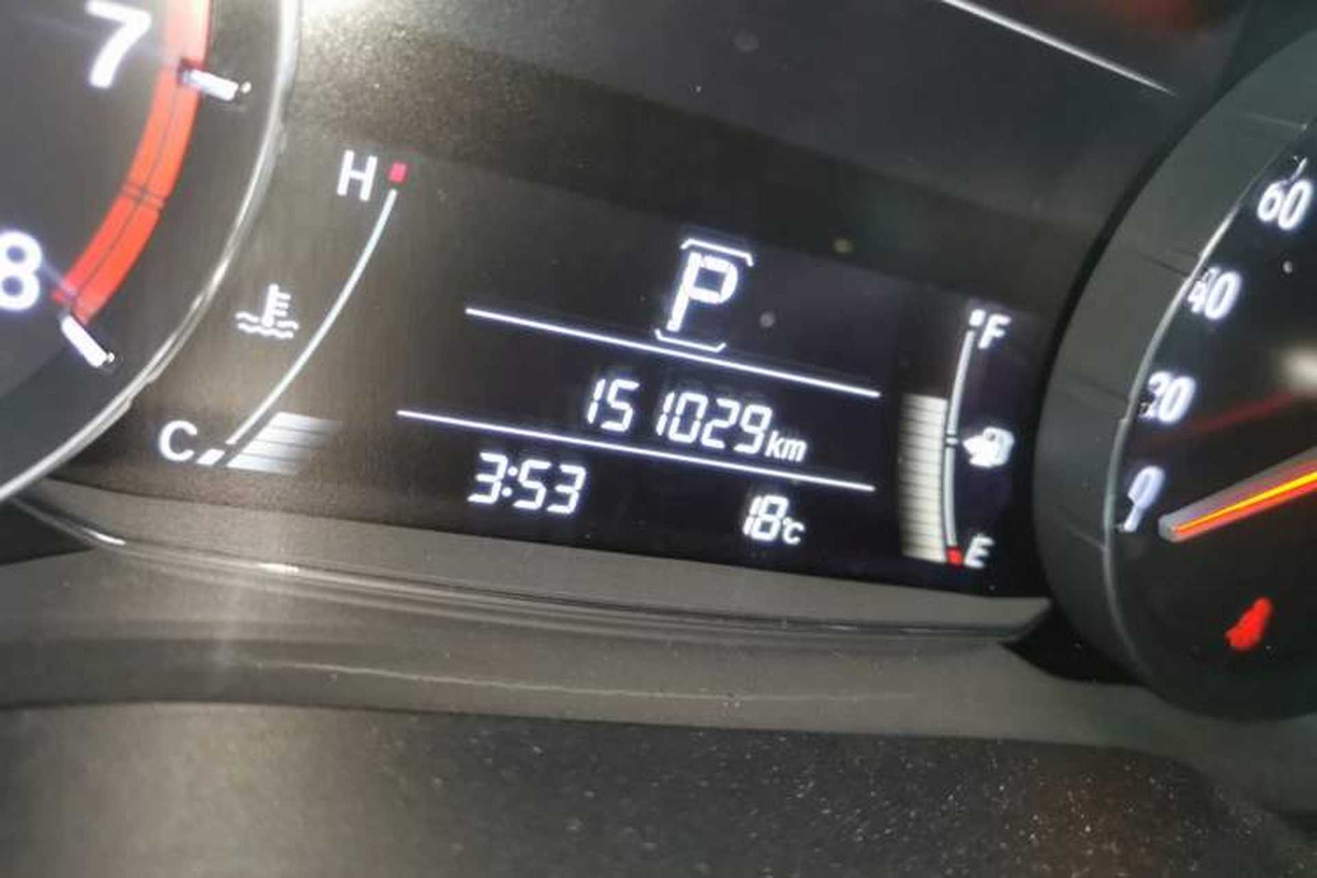 Used Honda Avancier 2017 240TURBO Two-Wheel Drive Elite Edition Odometer Close Up