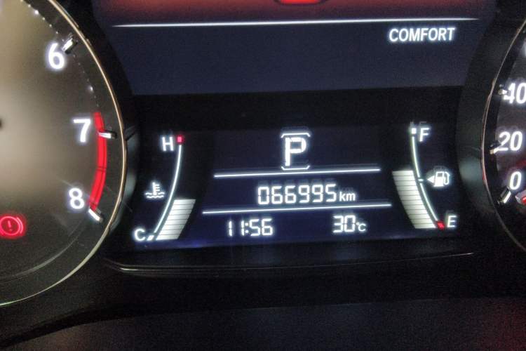 Used Honda Avancier 2017 370TURBO 2WD Luxury Edition Odometer Close Up