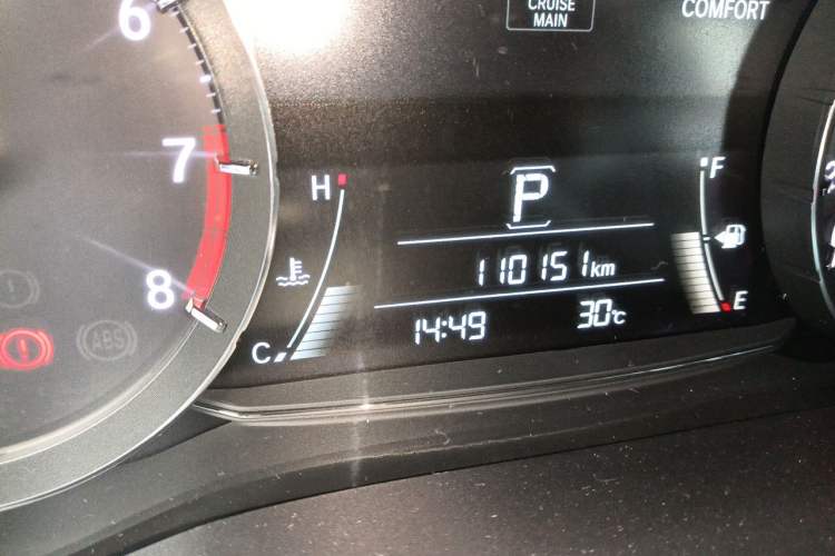 Used Honda Avancier 2017 370TURBO Four-Wheel Drive Prestige Edition Odometer Close Up