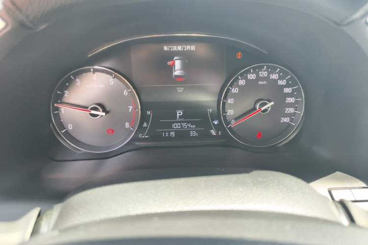 Used Honda Avancier 2017 240TURBO Two-Wheel Drive Premium Edition Odometer Close Up