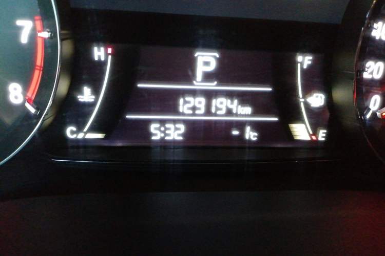 Used Honda Avancier 2017 370TURBO 2WD Luxury Edition Odometer Close Up