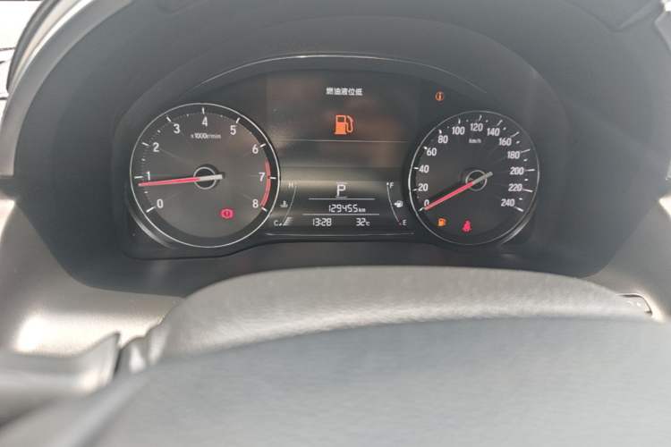 Used Honda Avancier 2017 240TURBO Two-Wheel Drive Luxury Edition Odometer Close Up