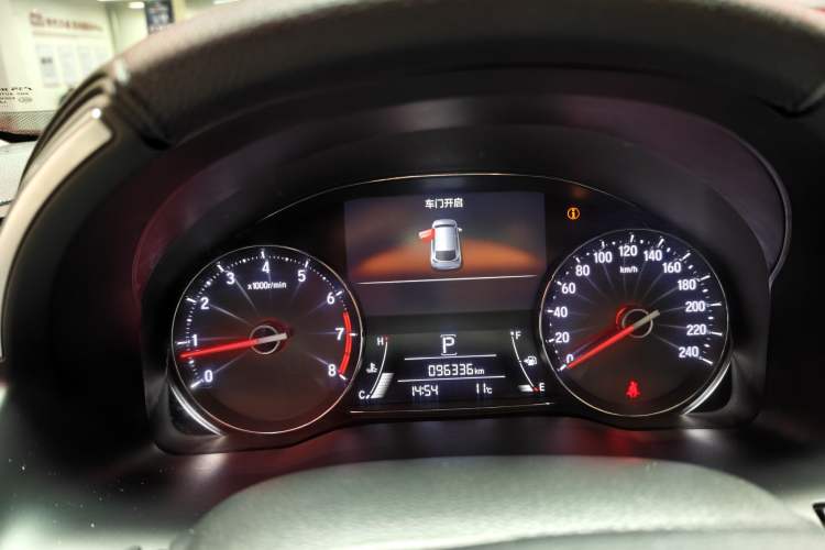 Used Honda Avancier 2017 240TURBO Two-Wheel Drive Comfort Version Odometer Close Up