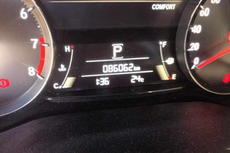 Used Honda Avancier 2017 370TURBO Four-Wheel Drive Prestige Edition Odometer Close Up