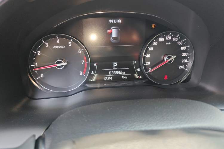Used Honda Avancier 2017 240TURBO Two-Wheel Drive Premium Edition Odometer Close Up