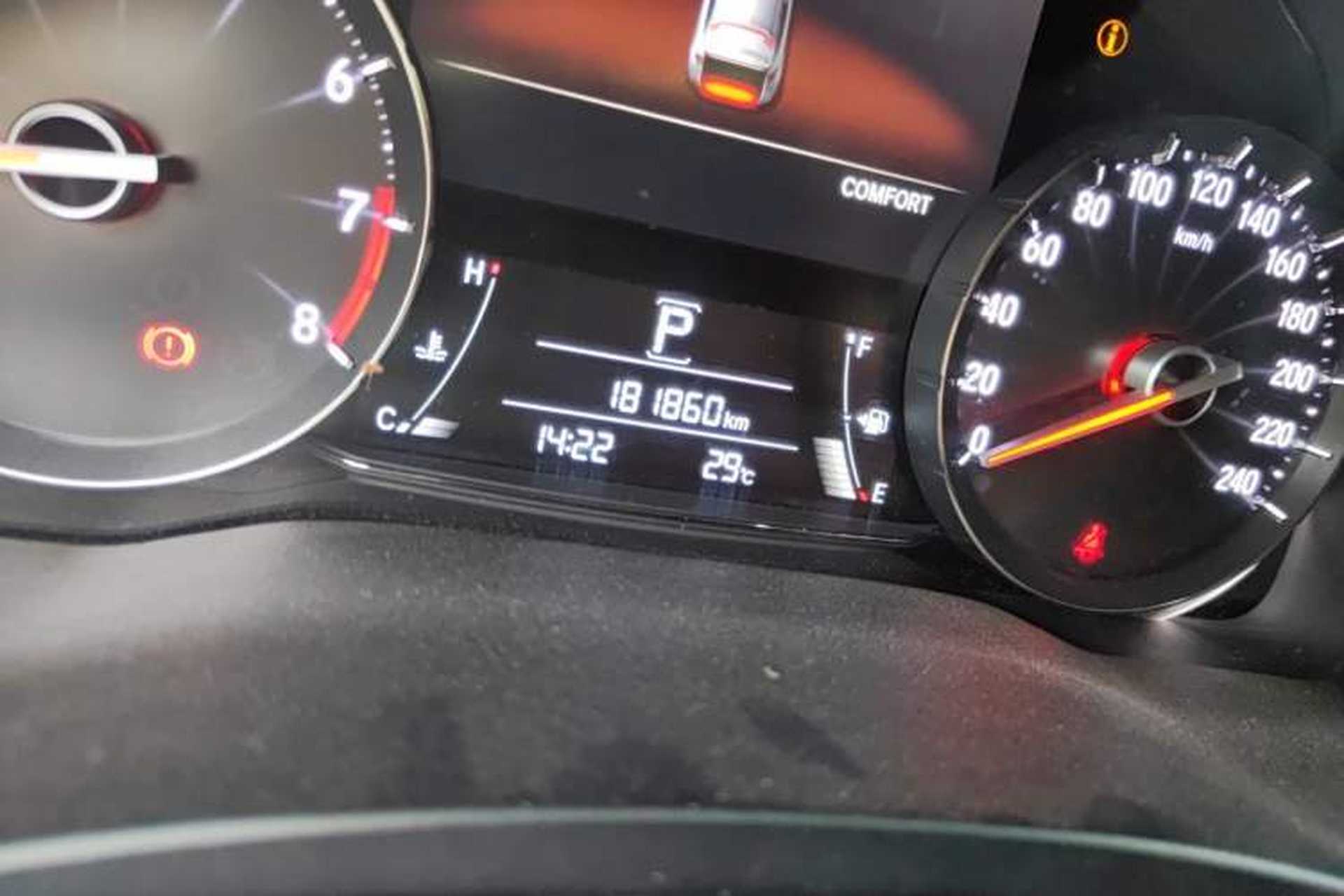 Used Honda Avancier 2017 370TURBO Four-Wheel Drive Prestige Edition Odometer Close Up