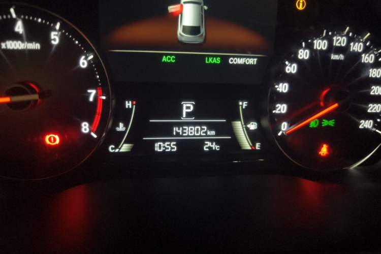 Used Honda Avancier 2017 370TURBO Four-Wheel Drive Supreme Edition Odometer Close Up