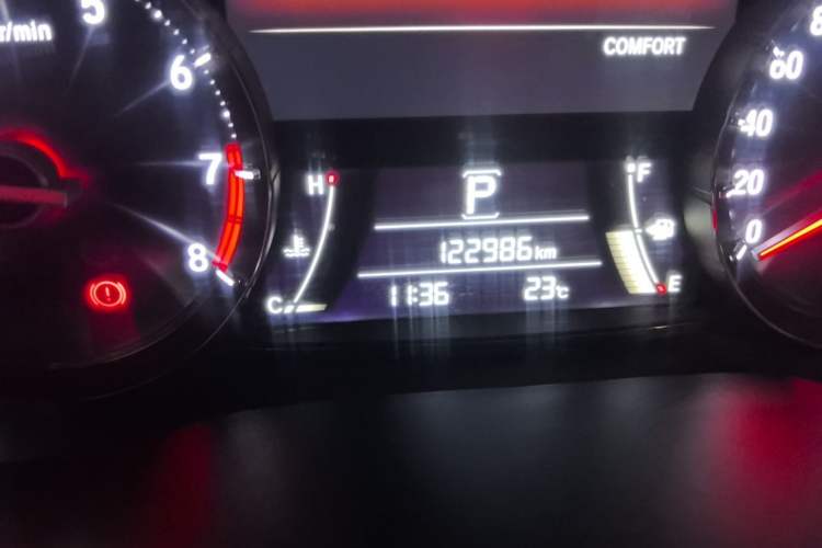 Used Honda Avancier 2017 370TURBO Four-Wheel Drive Prestige Edition Odometer Close Up