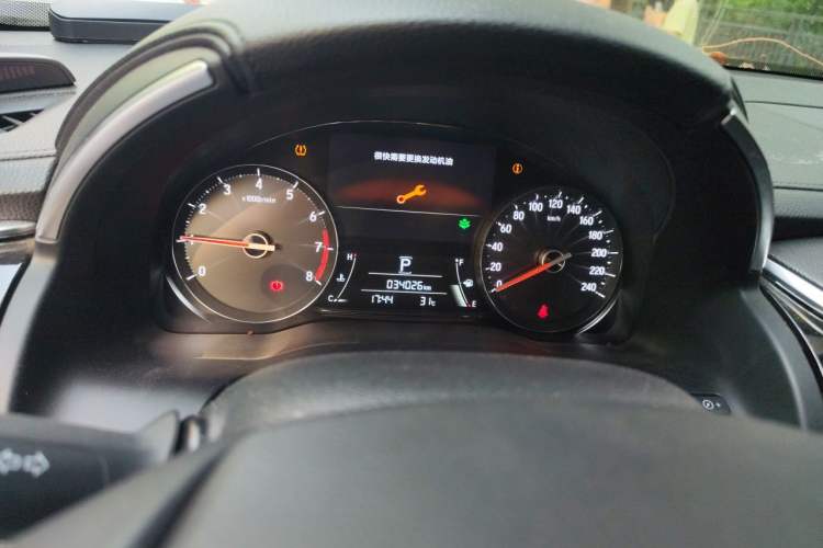 Used Honda Avancier 2017 240TURBO Two-Wheel Drive Luxury Edition Odometer Close Up