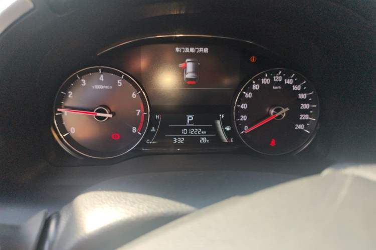 Used Honda Avancier 2017 240TURBO Two-Wheel Drive Elite Edition Odometer Close Up