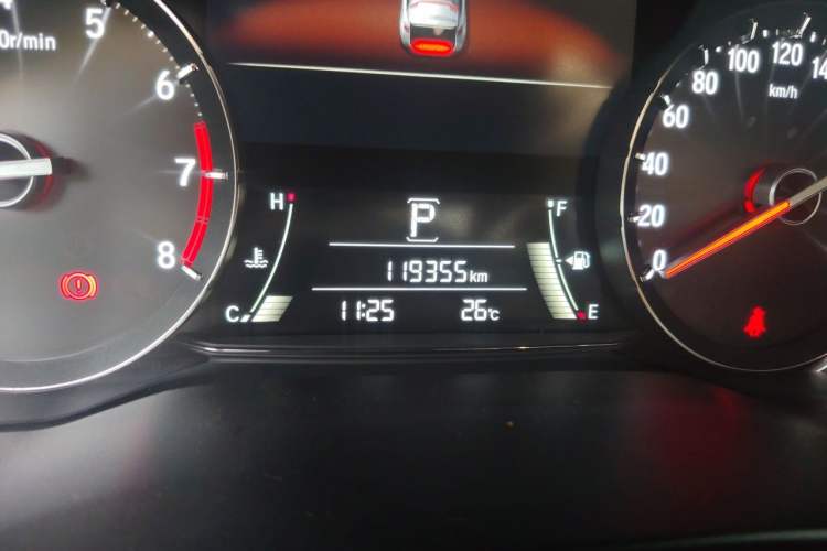 Used Honda Avancier 2017 240TURBO Two-Wheel Drive Elite Edition Odometer Close Up