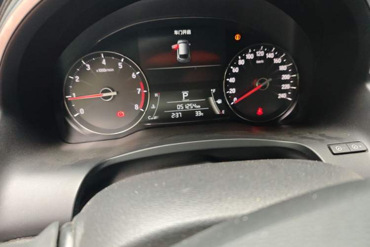 Used Honda Avancier 2017 240TURBO Two-Wheel Drive Premium Edition Odometer Close Up