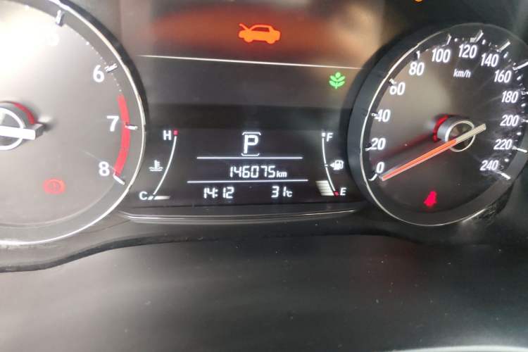 Used Honda Avancier 2017 240TURBO Two-Wheel Drive Comfort Version Odometer Close Up
