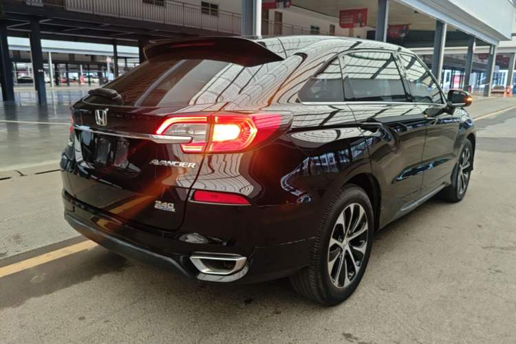 Used Honda Avancier 2017 240TURBO Two-Wheel Drive Comfort Version Rear Right 45 Deg