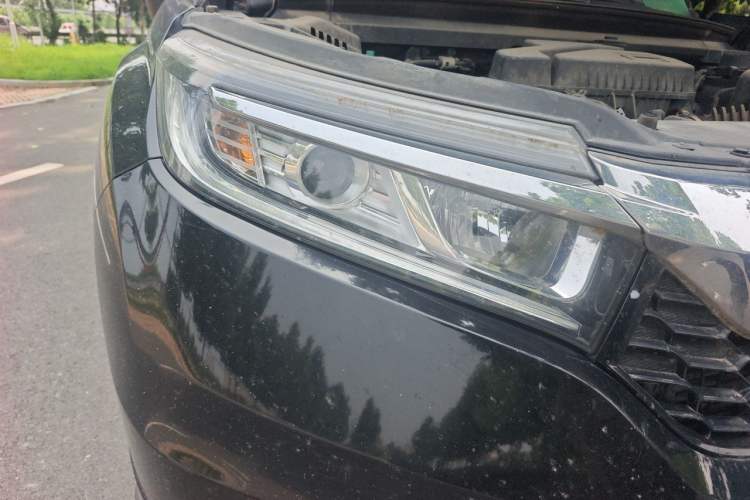 Used Honda Avancier 2017 240TURBO Two-Wheel Drive Elite Edition Right Front Headlight